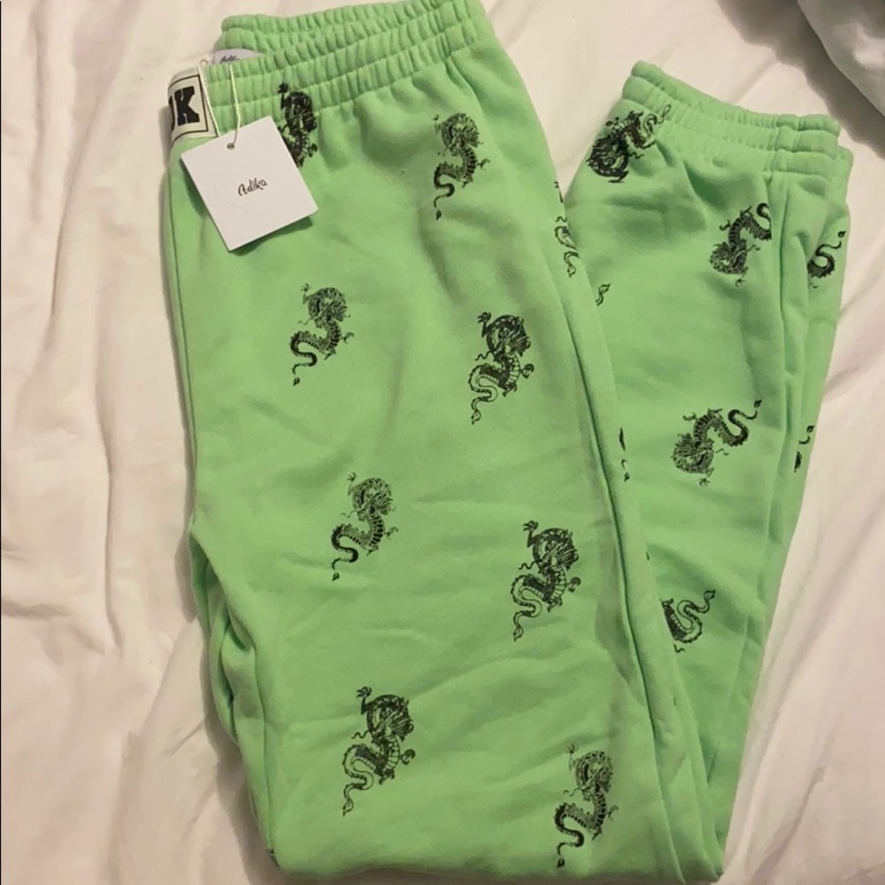 adika sweatpants